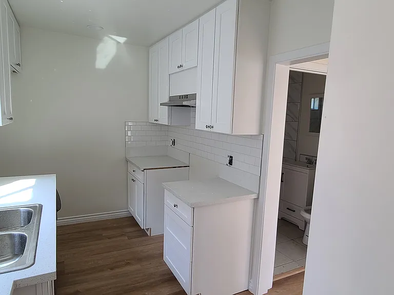 4818 Converse St — Photo 8