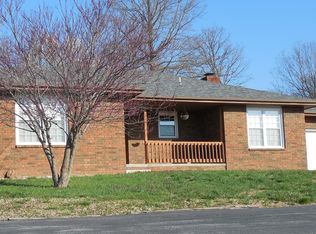 1423 S Nicholas Rd, Nixa, MO 65714
