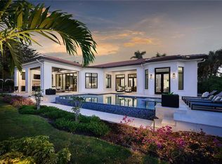 1613 Chinaberry Way, Naples, FL 34105