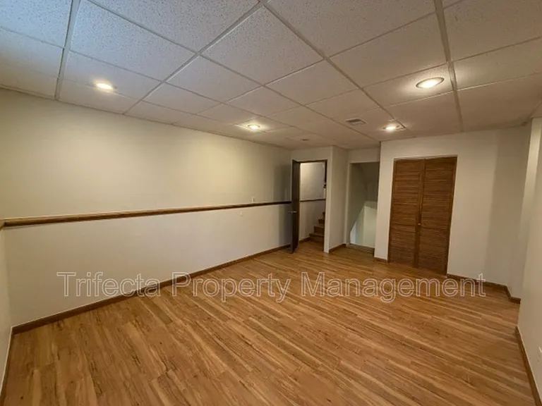 2718 Garden Dr — Photo 16