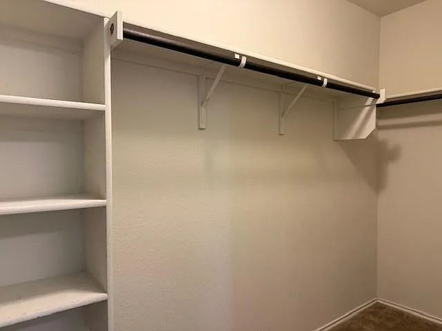 5717 Levenwood Ln — Photo 12