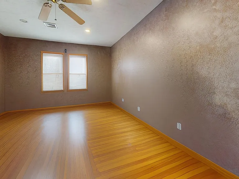 47-49 Rockwell St #2 — Photo 11
