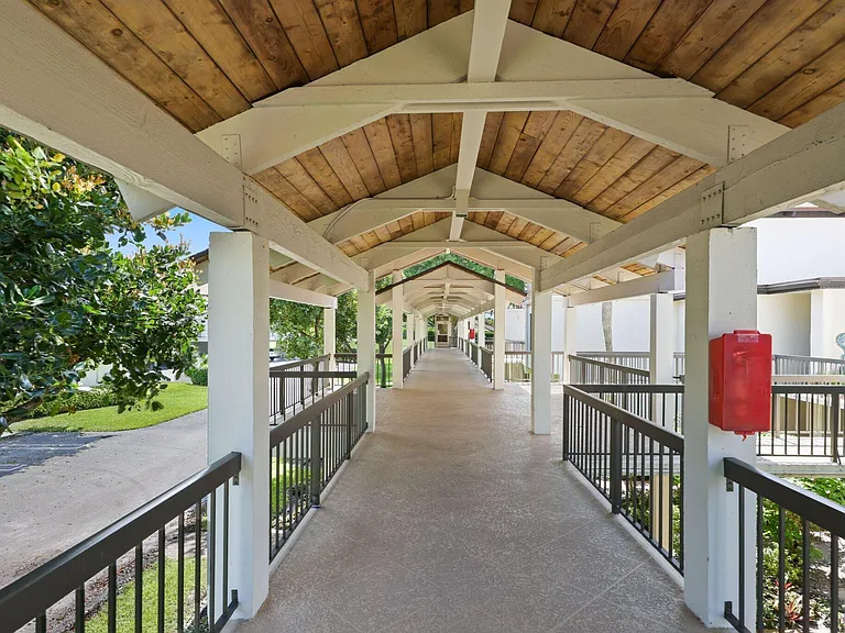 800 Greensward Ct #203-I — Photo 24