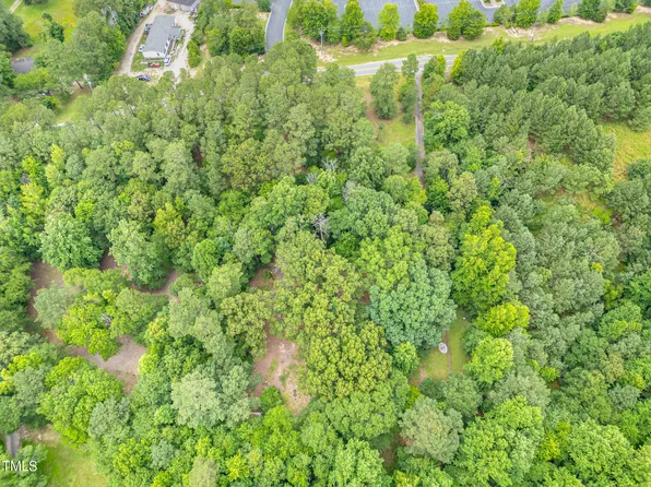 3828 Tarheel Club Rd, Raleigh, NC 27604