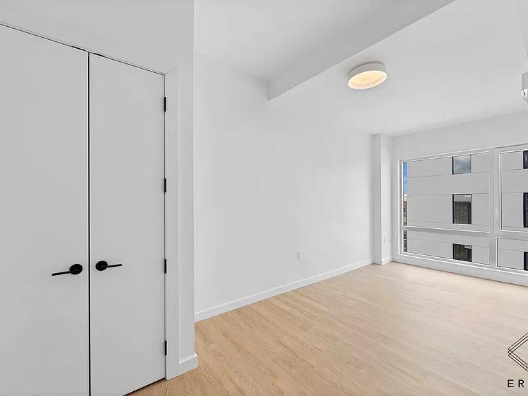 335 Linden Blvd #5G — Photo 12