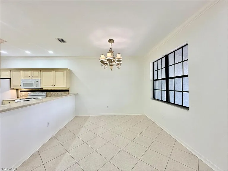 15031 Summit Place Cir #42 — Photo 4