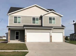 3013 3rd St E, West Fargo, ND 58078