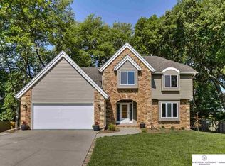 4526 S 150th St, Omaha, NE 68137