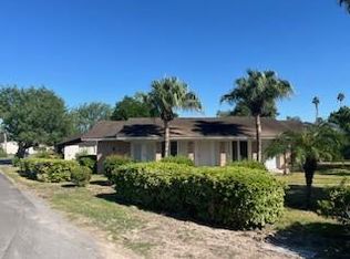 8 Country Club Rd, Brownsville, TX 78520