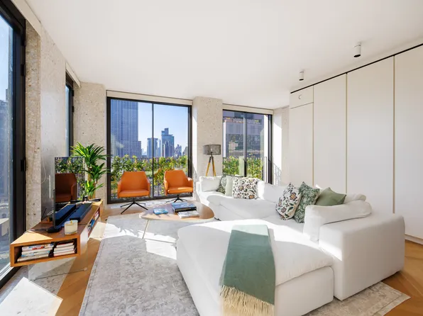 16 West 40th Street image 1 of 13