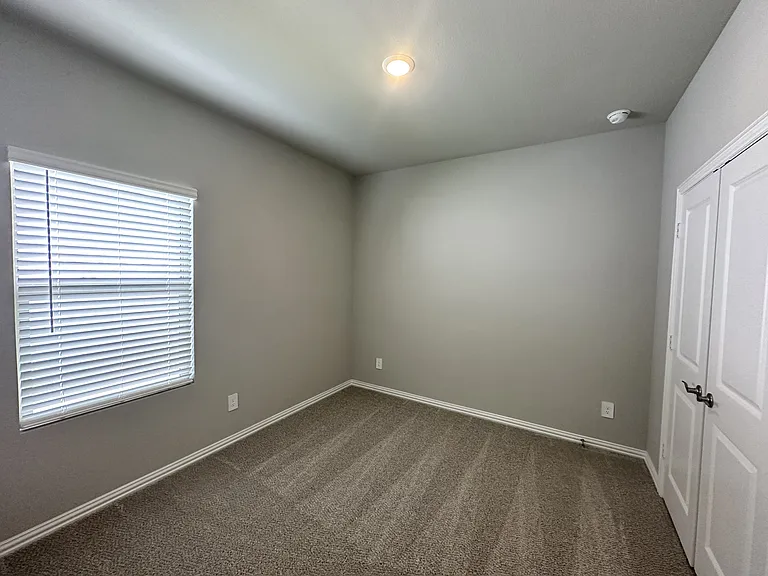 512 Dorothy Dr — Photo 11