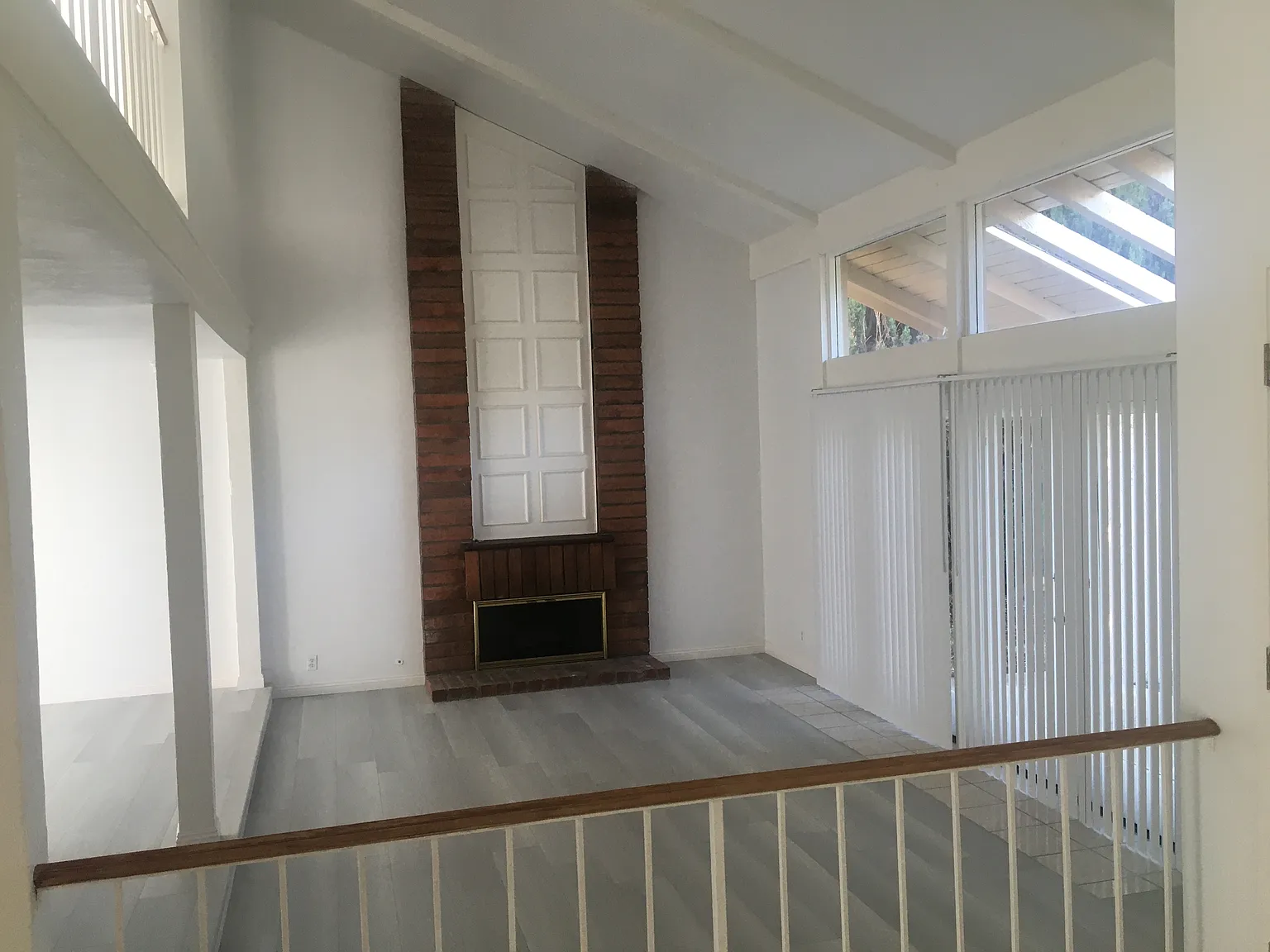 4 bed, 2687 sqft, $4,500 — Photo 3
