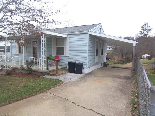 4802 9th Ave, Parkersburg, WV 26101