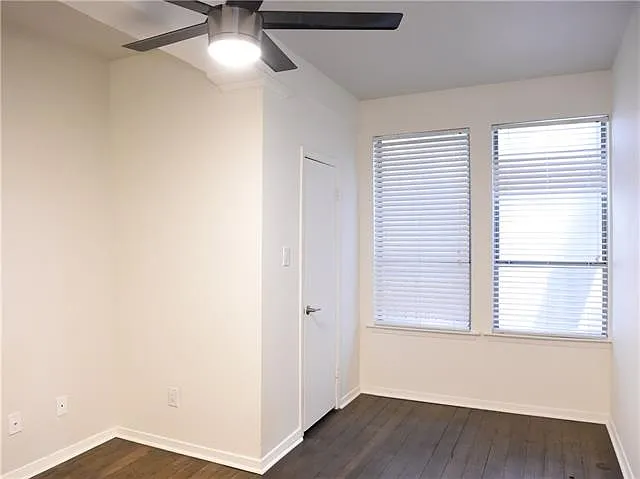 333 Julia St #324 — Photo 11