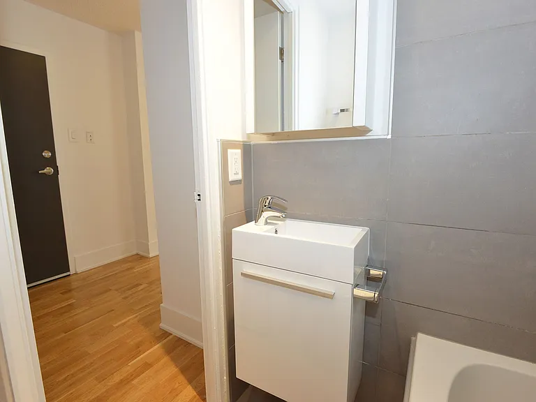 54 Maitland St — Photo 20