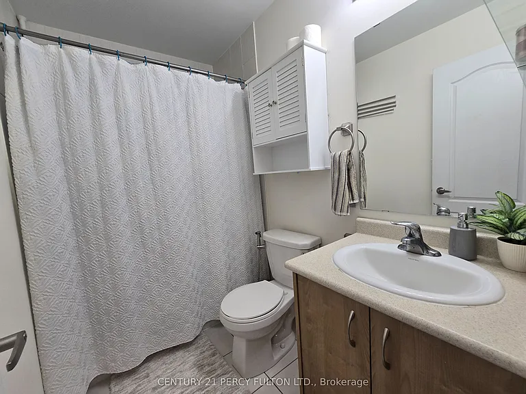 1389 Salem Rd N — Photo 12