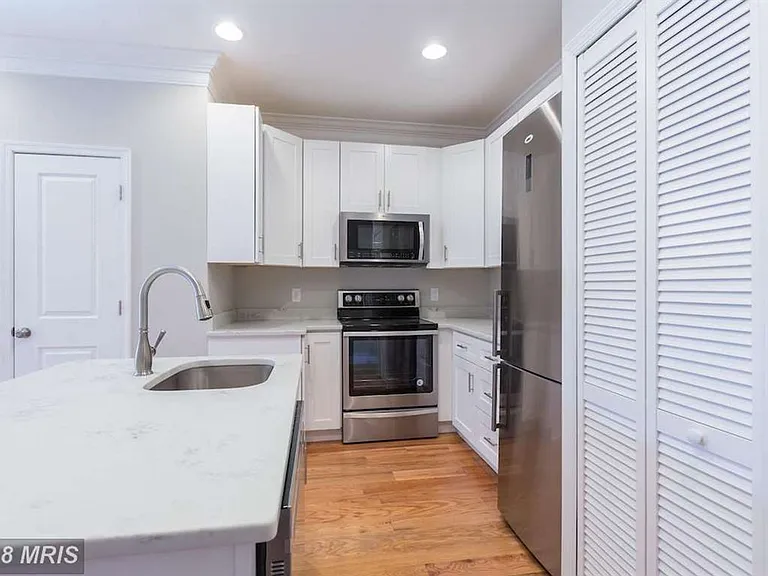 1311 H St NE #2 — Photo 2