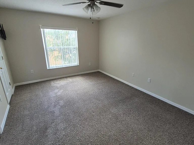 2109 Maeve Cir — Photo 11