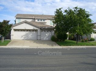 9664 Apple Mill Dr, Elk Grove, CA 95624
