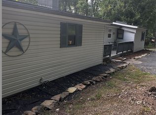 932 Massanutten Mountain Dr, Front Royal, VA 22630