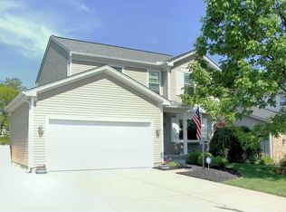 8243 Summer View Dr, Mason, OH 45040
