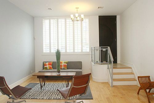 2nd image of 200 16th St APT 1C