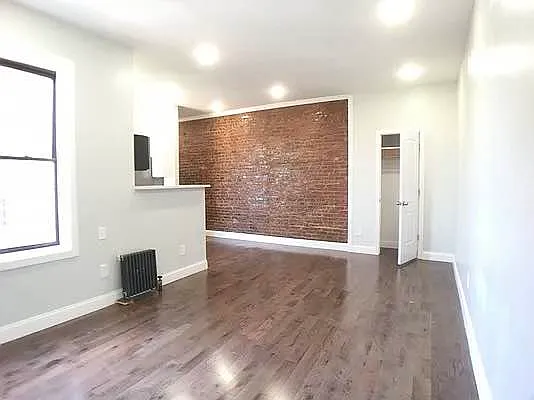 Rented by Bruma Realty LLC | media 8