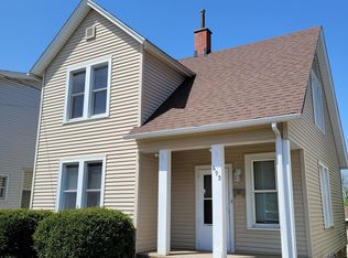 493 Lowell St, Dubuque, IA 52001