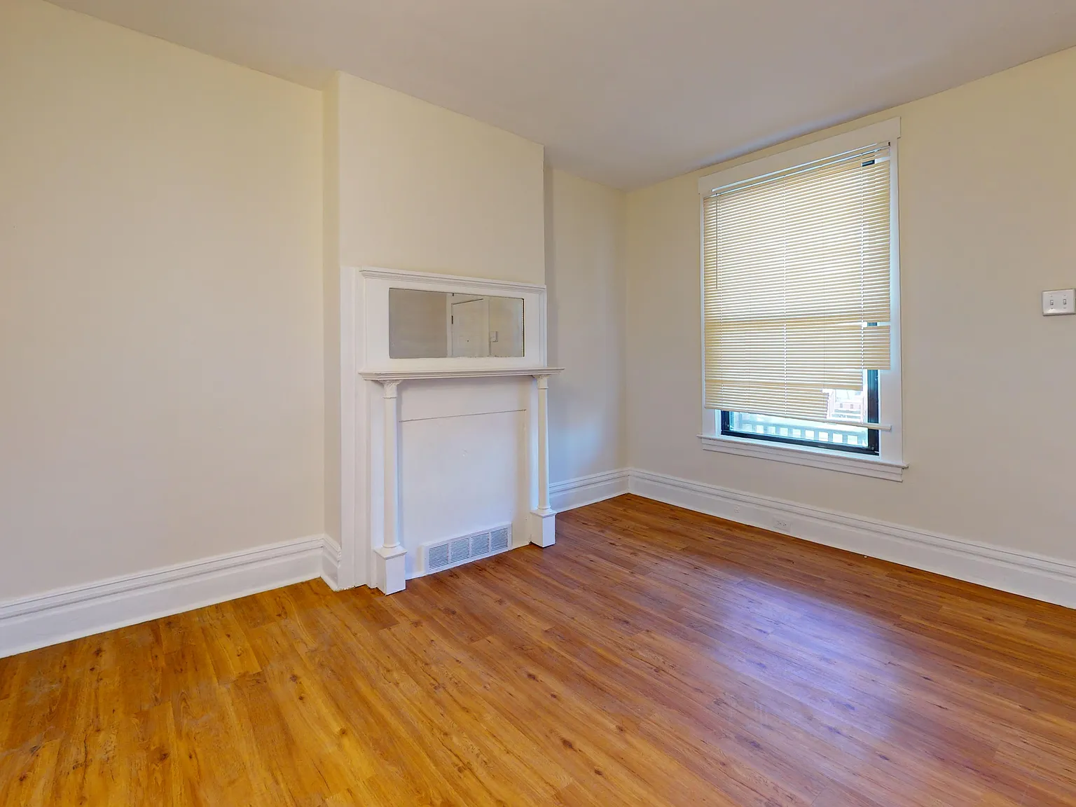 2 bed, $150 — Photo 4