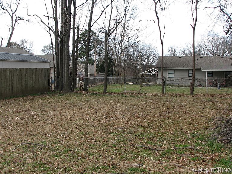 Listing photo 5