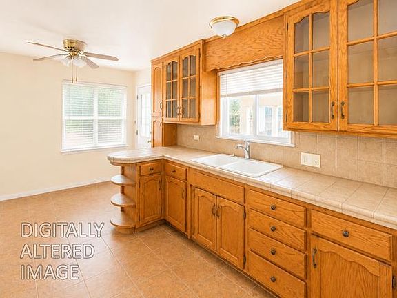 5th image of 1217 Woodman Way