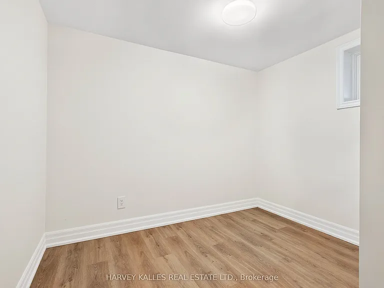 67 Robinglade Dr #BASEMENT — Photo 19