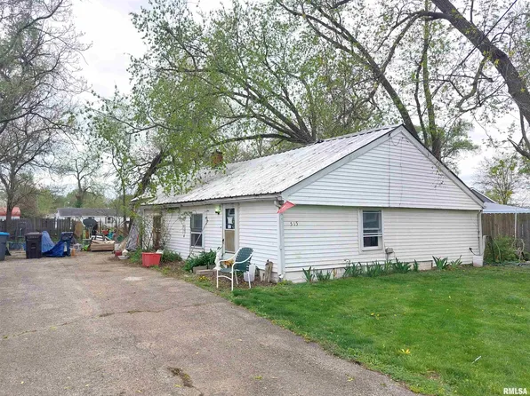 515 Edmund St, East Peoria, IL 61611