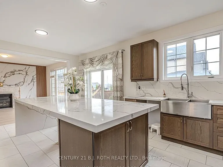 3027 Monarch Dr — Photo 4