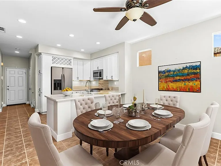 28403 Ravenna St — Photo 14
