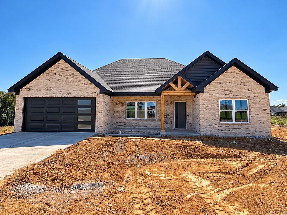 1st image of 134 Michael Dr