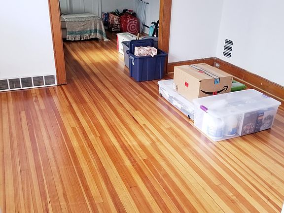 3rd image of 190 Scofield Ave #2