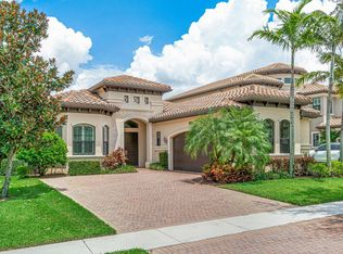 8287 Lost Creek Ln, Delray Beach, FL 33446