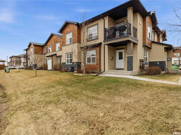 UNIT 202-1015 Patrick CRESCENT, Saskatoon, SK S7W 0M6