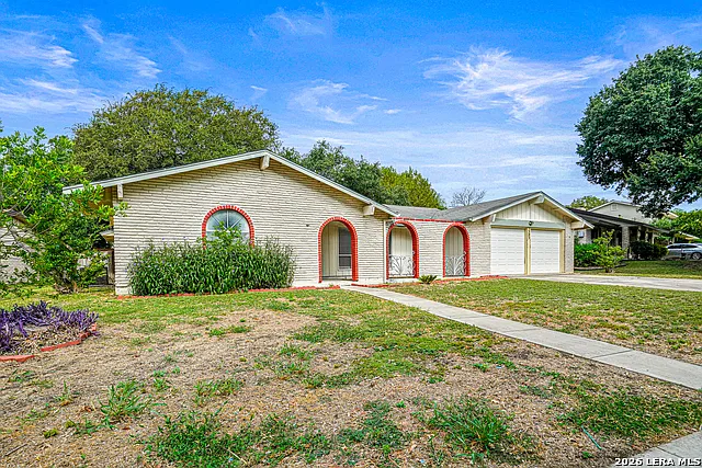 3 bed, 2.0 bath, 1763 sqft, $1,850 — Photo 3