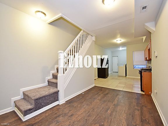 1623 e 30th st stairs dining