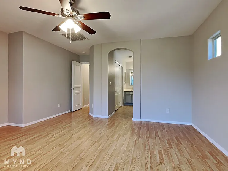 1423 E Poncho Ln — Photo 7
