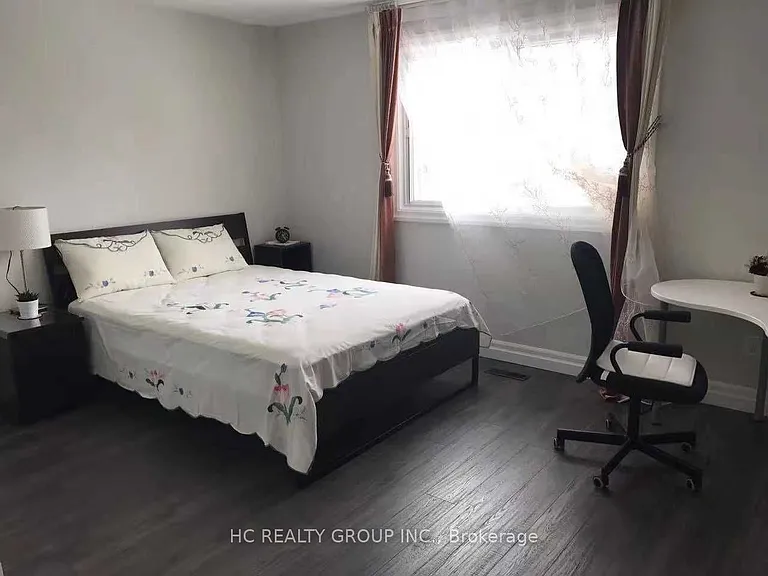 102 Peckham Ave #UPPER — Photo 6