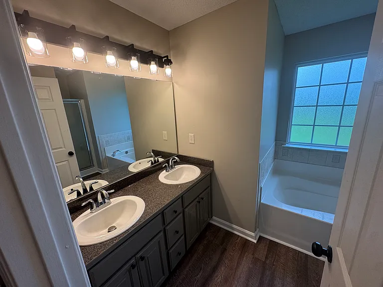3883 Heather Way — Photo 8