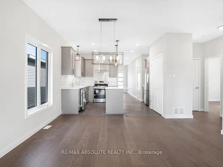 399 Sterling Ave — Photo 7