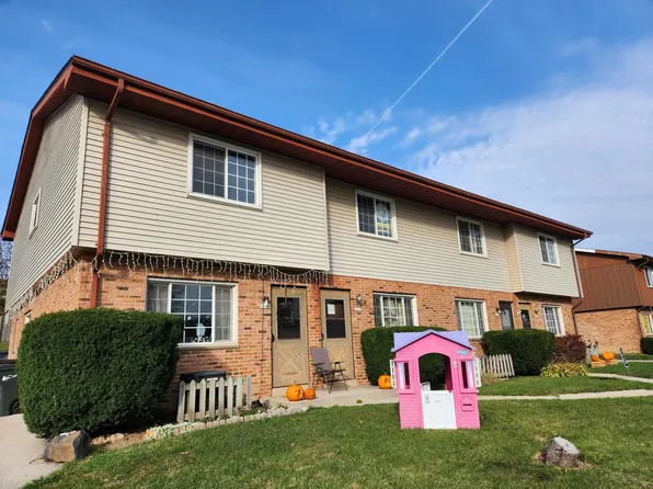 1412 Willow LANE, South Milwaukee, WI 53172
