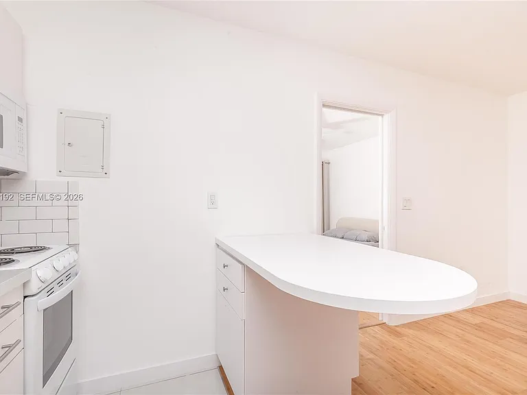 345 Michigan Ave #20 — Photo 14