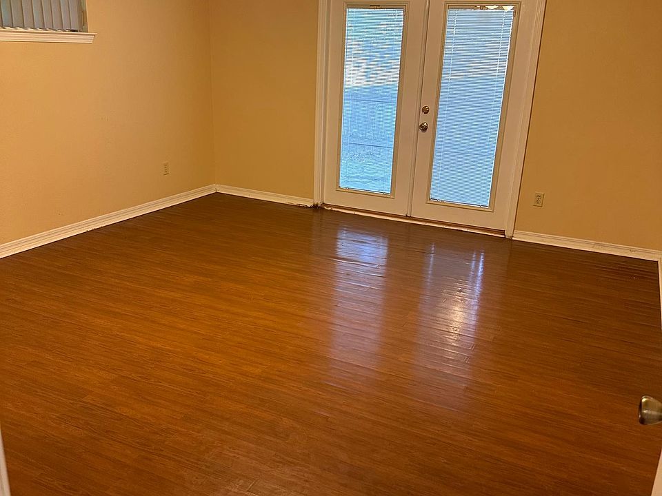1st image of 3640 Flintwood Cir