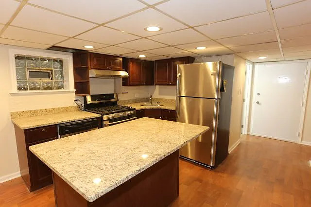 Choice 1 Bed, 1 Bath at Erie + Noble (West Town) — Photo 3