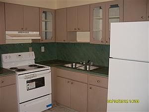 2nd image of 950 NW 109th St